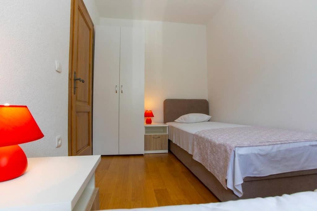Appartement Vladimir #3 Makarska